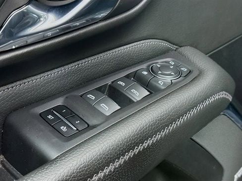 Used 2023 GMC Yukon Denali image 20