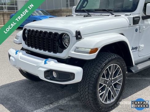 Used 2024 Jeep Wrangler High Altitude AWD/4WD image 10