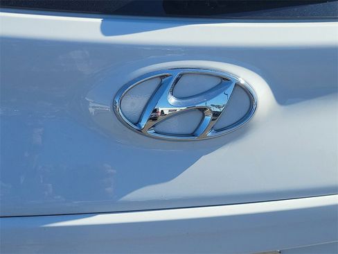 Used 2020 Hyundai Kona SEL image 7