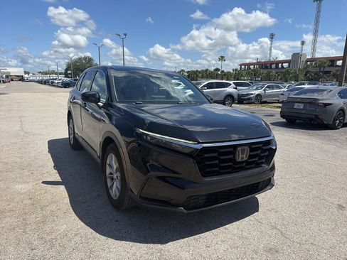 Used 2023 Honda CR-V EX image 3