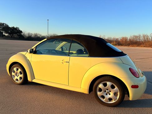 Used 2003 Volkswagen Beetle GLS image 22