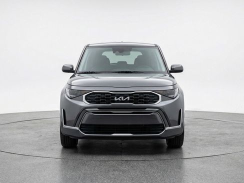Used 2025 Kia Soul LX w/ LX Technology Package FWD image 1