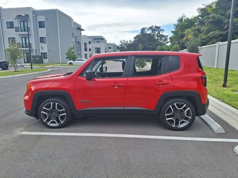 Used 2021 Jeep Renegade Sport FWD image 9