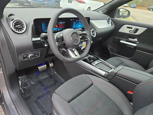 New 2026 Mercedes-Benz GLA 35 AMG 4MATIC image 16