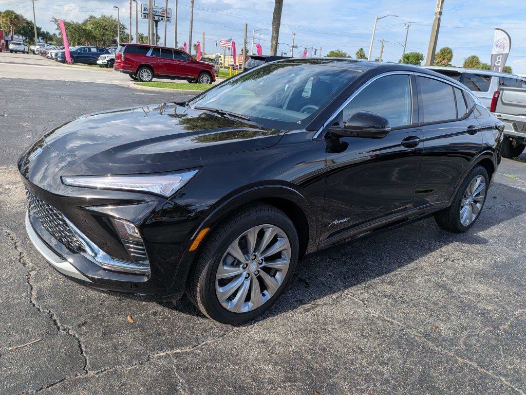 New 2026 Buick Envista Avenir FWD image 8