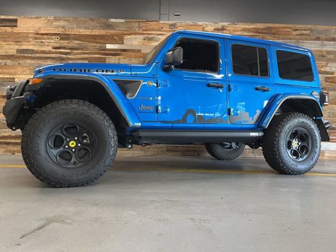 Used 2023 Jeep Wrangler Unlimited Rubicon 392 AWD/4WD image 17
