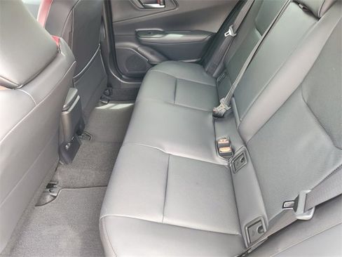 New 2025 Toyota Prius Plug-In Hybrid image 19