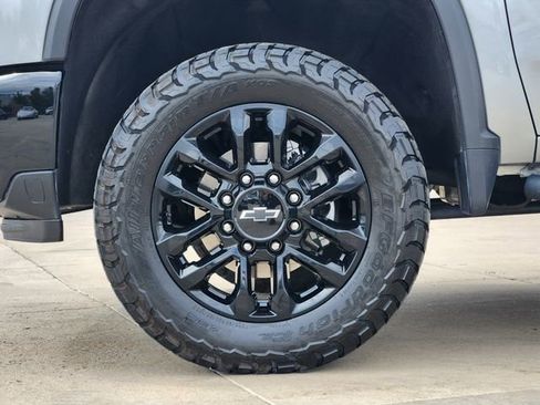 Certified 2025 Chevrolet Silverado 2500 LT w/ Trail Boss Package AWD/4WD image 10