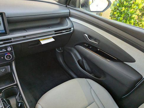 New 2026 Hyundai Santa Cruz SEL FWD image 13