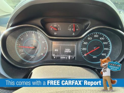 Used 2017 Chevrolet Cruze LS FWD image 3