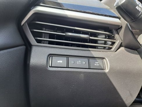 Used 2024 Nissan Altima 2.5 SR w/ SR Premium Package image 15