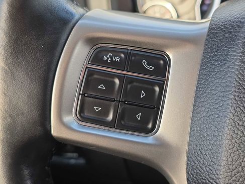 Used 2016 RAM 1500 Laramie w/ Convenience Group image 28