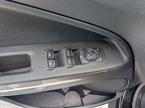 Used 2018 Ford EcoSport SE image 15