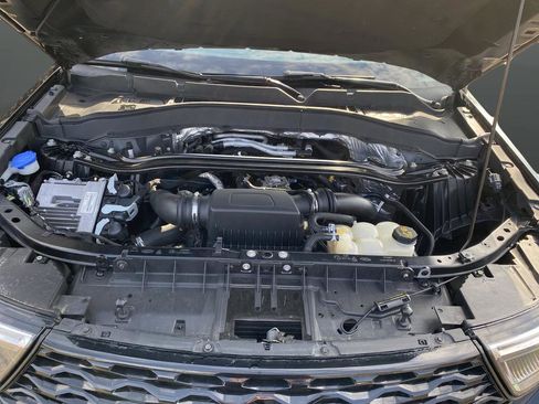 Used 2020 Ford Explorer ST w/ Premium Technology Package image 53