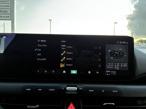 Used 2025 Kia K4 FWD image 13