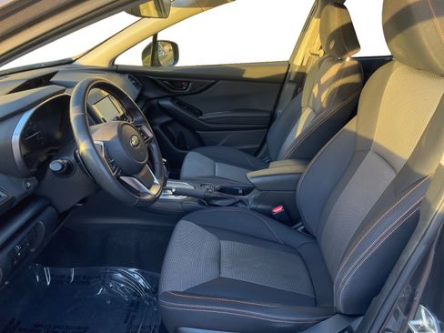 Used 2021 Subaru Crosstrek 2.0i Premium image 19