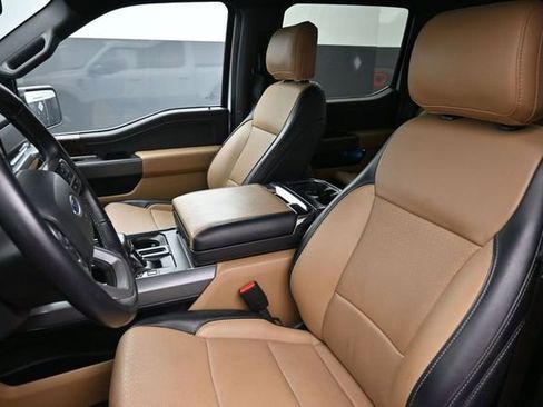 Used 2021 Ford F150 Lariat w/ Equipment Group 502A High RWD image 13