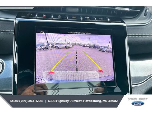 Used 2022 Jeep Grand Cherokee Altitude AWD/4WD image 15