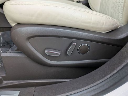 Certified 2022 Lincoln Nautilus Black Label w/ Class II Trailer Tow Package image 14