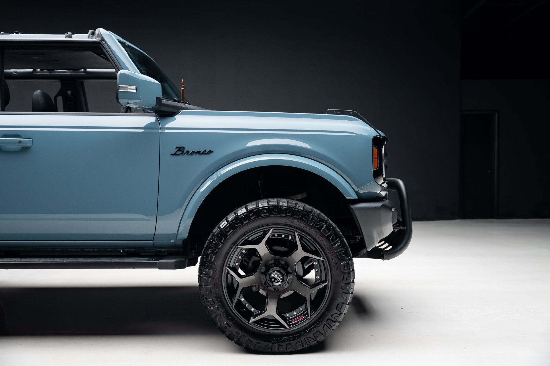 Used 2023 Ford Bronco Outer Banks AWD/4WD image 45