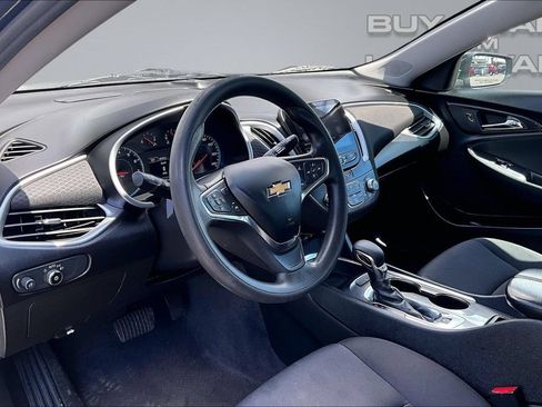 Used 2023 Chevrolet Malibu LT FWD image 14