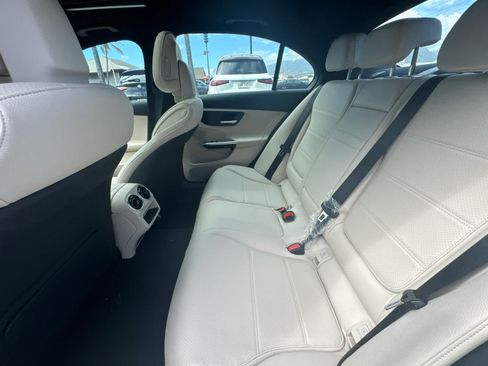 Used 2025 Mercedes-Benz C 300 Sedan image 19
