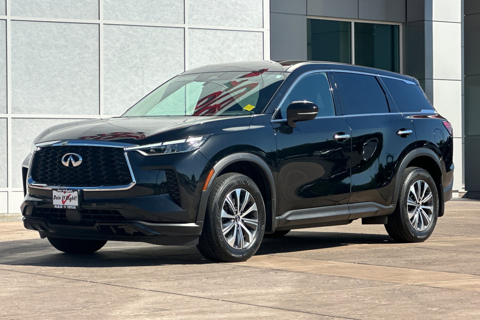 Used 2023 INFINITI QX60 Pure AWD/4WD image 8