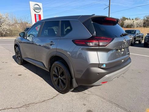 Certified 2023 Nissan Rogue SV image 7