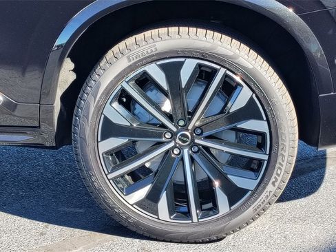New 2026 Volvo XC90 B6 Plus w/ Protection Package Premier image 34