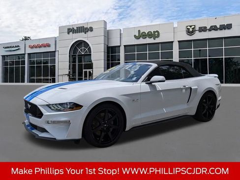 Used 2022 Ford Mustang GT Premium w/ Equipment Group 401A RWD image 7