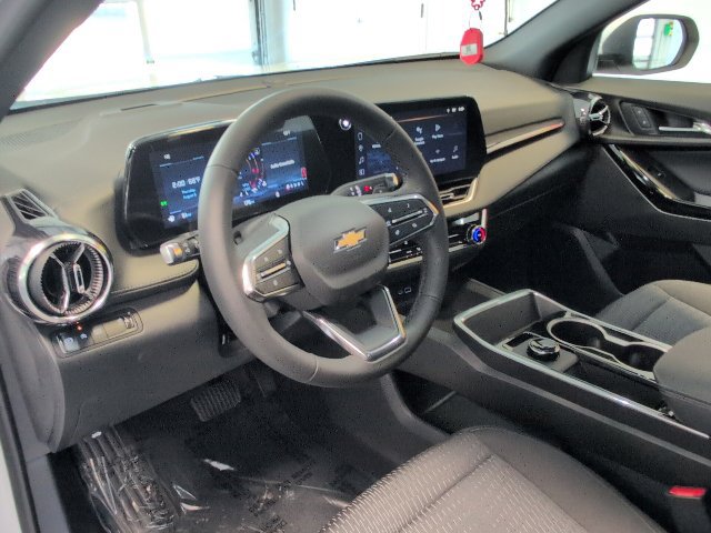 New 2026 Chevrolet Equinox LT w/ LPO, Floor Liner Package FWD image 11
