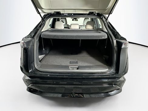 Used 2023 Nissan Ariya FWD image 29
