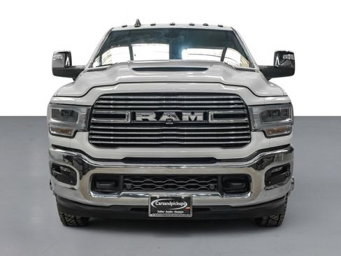 Used 2024 RAM 3500 Laramie w/ Sport Appearance Package AWD/4WD image 3