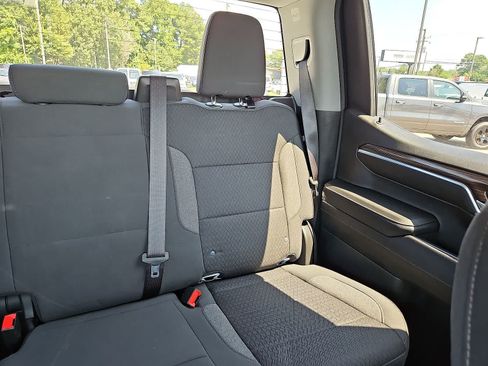 Used 2023 Chevrolet Silverado 1500 LT AWD/4WD image 15