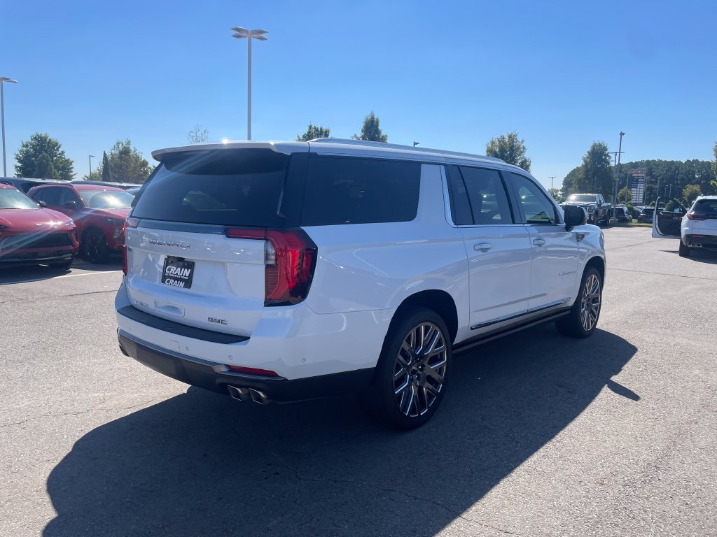 Used 2026 GMC Yukon XL Denali Ultimate AWD/4WD image 6