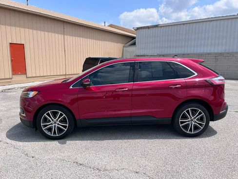 Used 2020 Ford Edge Titanium w/ Equipment Group 301A FWD image 6