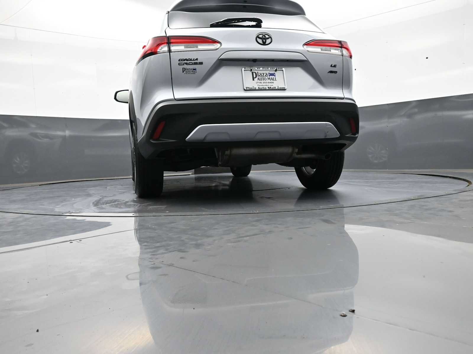 Certified 2024 Toyota Corolla Cross LE w/ Moonroof Package AWD/4WD image 29