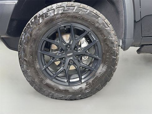 Used 2026 GMC Sierra 1500 AT4X w/ AT4X AEV Edition AWD/4WD image 11