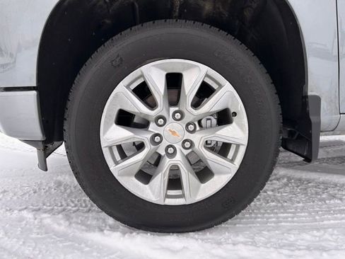 Used 2025 Chevrolet Silverado 1500 Custom AWD/4WD image 16