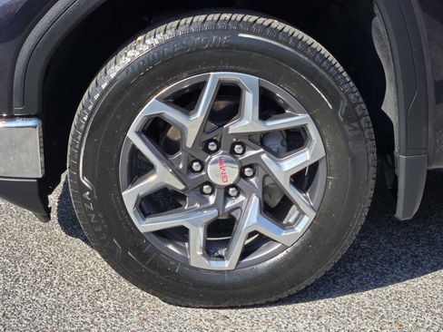 Certified 2023 GMC Sierra 1500 SLT RWD image 13