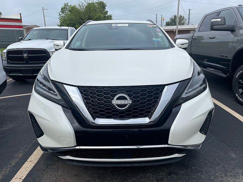 Used 2024 Nissan Murano SV AWD/4WD image 2