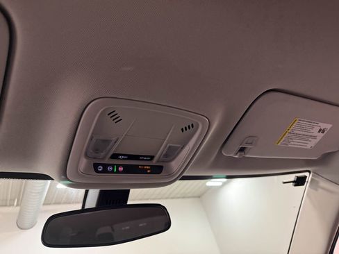 Used 2020 Chevrolet Traverse LS image 85