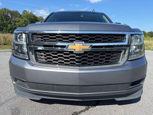 Used 2020 Chevrolet Suburban LT AWD/4WD image 8