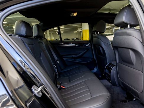 Certified 2023 BMW 540i w/ M Sport Package image 27