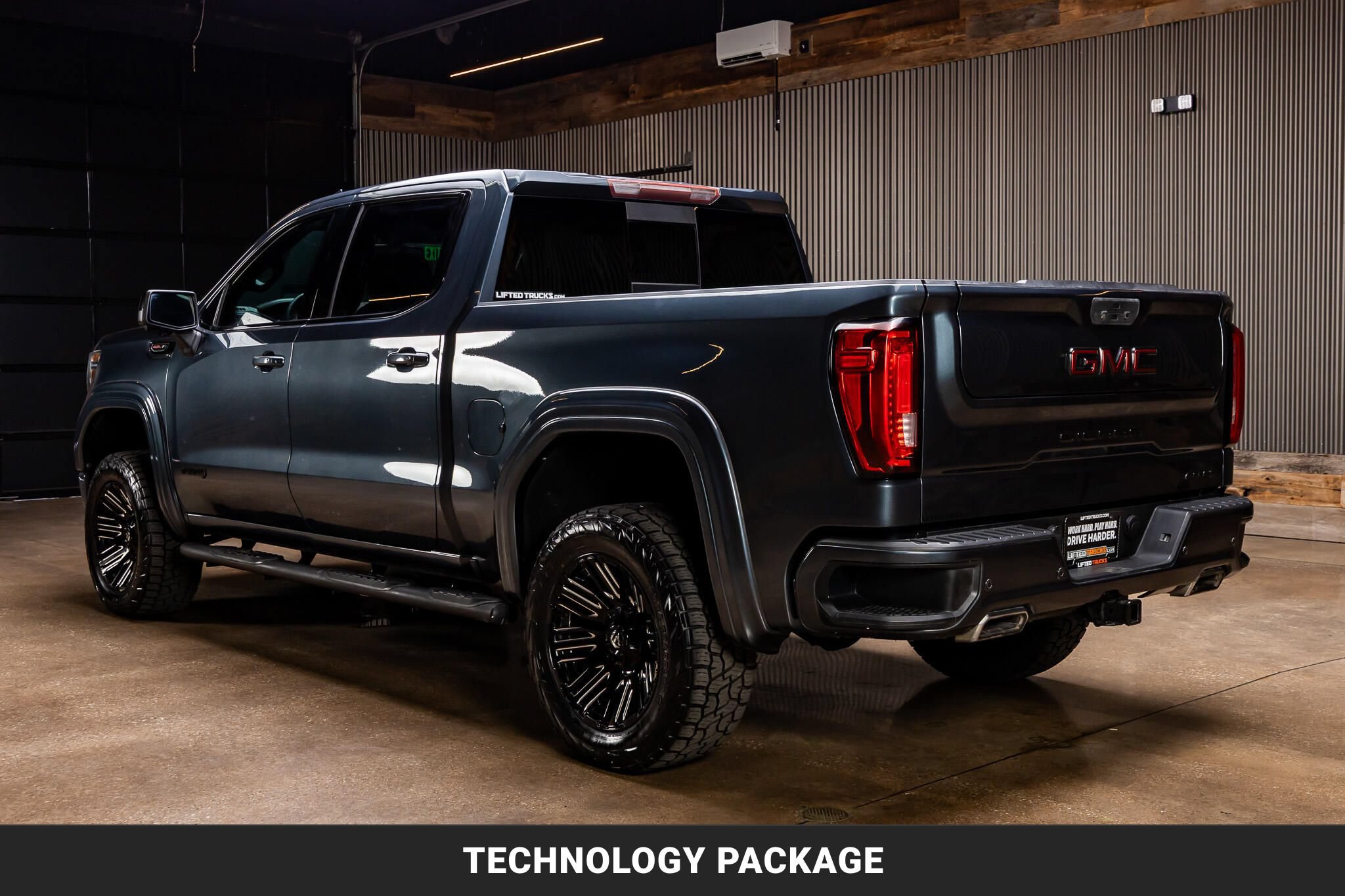 Used 2020 GMC Sierra 1500 AT4 w/ AT4 Premium Package AWD/4WD image 6