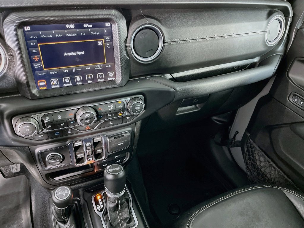 Used 2023 Jeep Wrangler Unlimited Sahara w/ Cold Weather Group AWD/4WD image 22