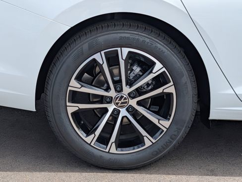 New 2026 Volkswagen Jetta Sport FWD image 5