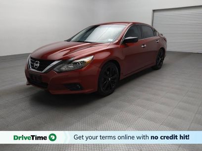 Used 2017 Nissan Altima 2.5 SR w/ Midnight Edition Package