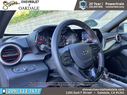 Certified 2025 Chevrolet Trax RS w/ Sunroof Package image 14