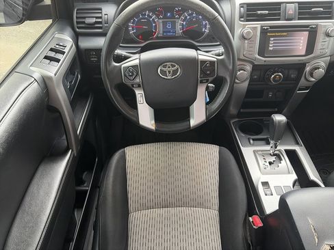 Used 2015 Toyota 4Runner SR5 RWD image 15